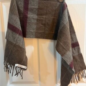 Perry Ellis 100% Cashmere Scarf with Fringe